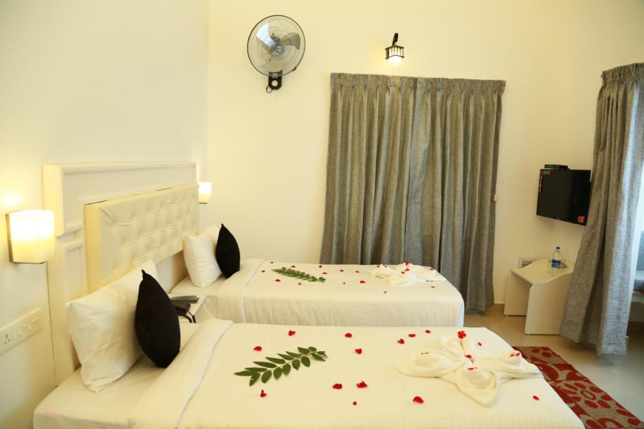 Olive Periyar Apartment Thekkady Ngoại thất bức ảnh