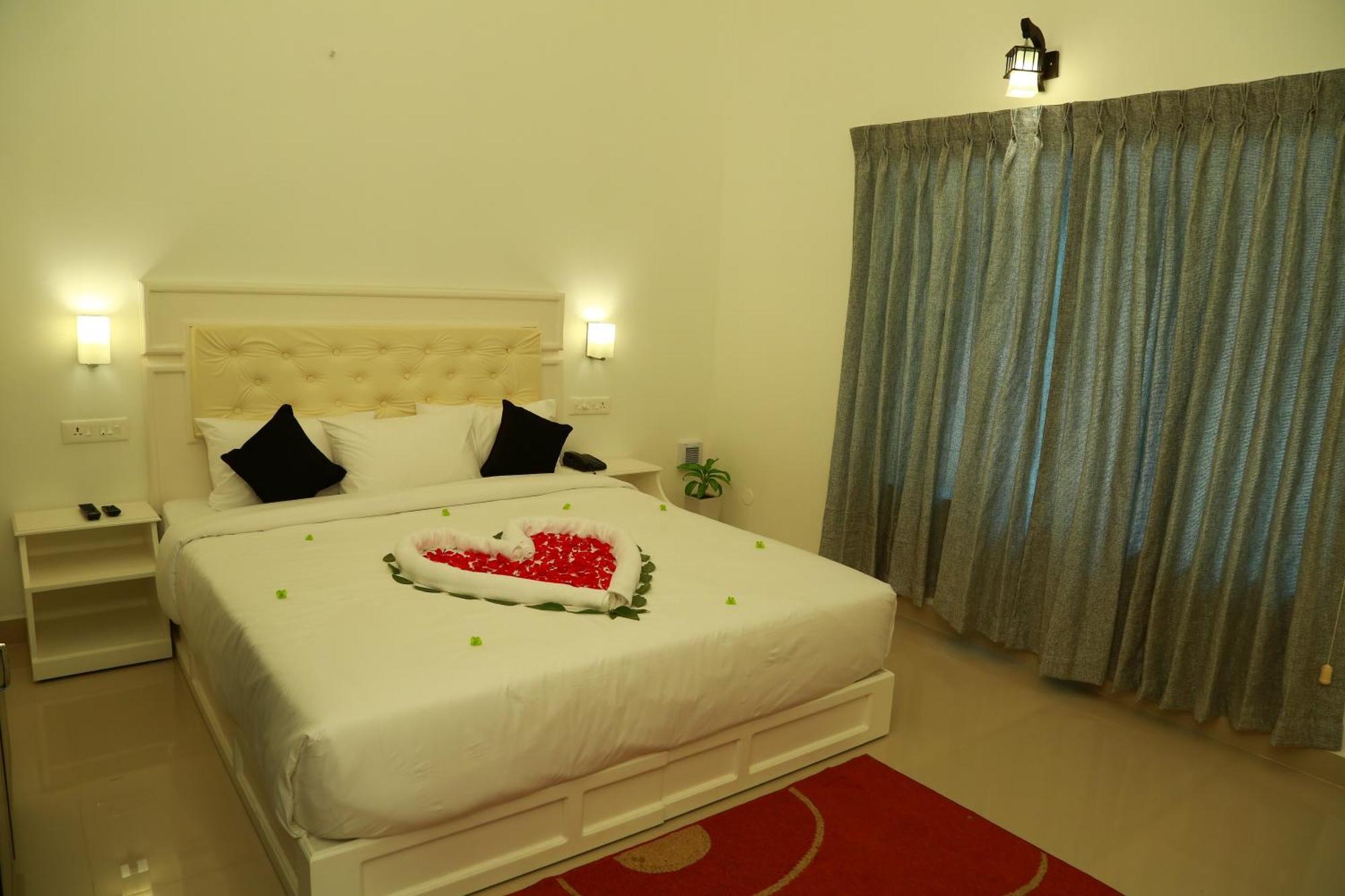 Olive Periyar Apartment Thekkady Ngoại thất bức ảnh
