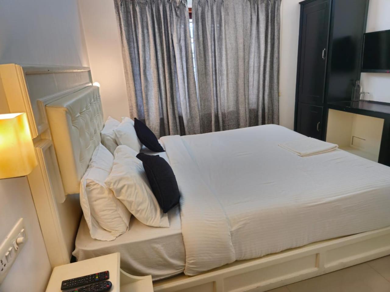 Olive Periyar Apartment Thekkady Ngoại thất bức ảnh